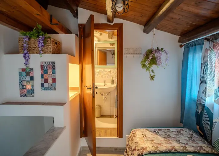 La Casetta Di Dandri * 몬레알레