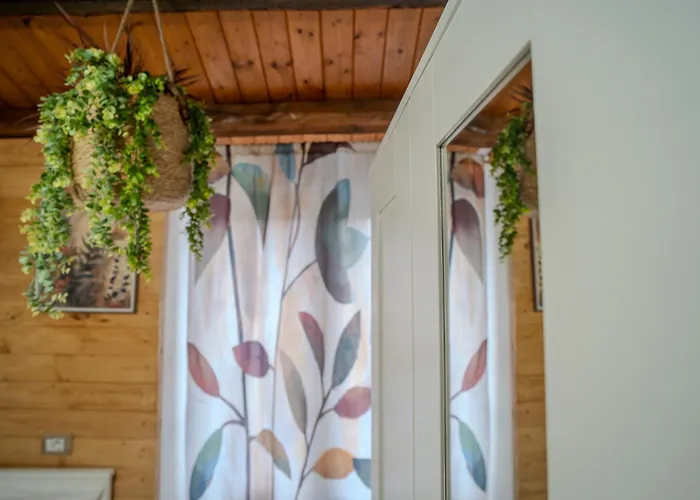 La Casetta Di Dandri 몬레알레