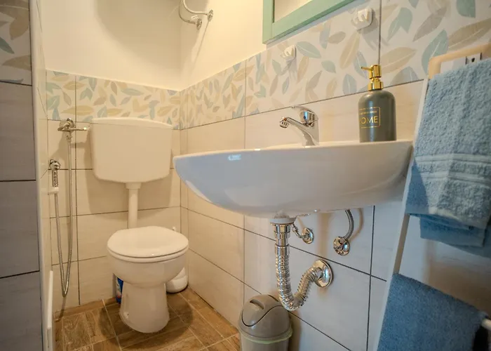 La Casetta Di Dandri * 몬레알레